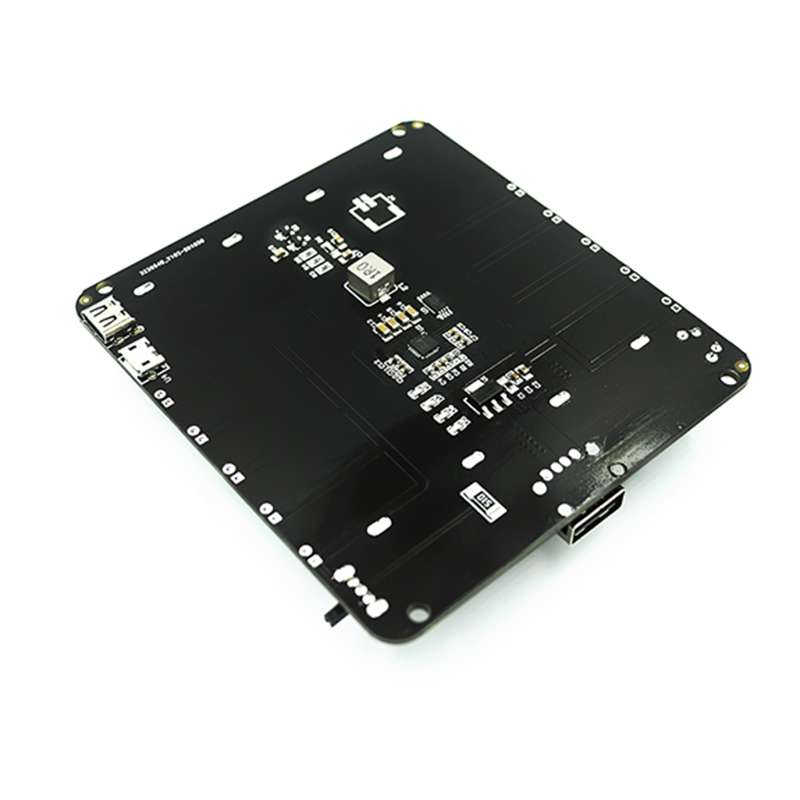 Support 18650 pour carte ESP32 – connecteurs et ports visibles